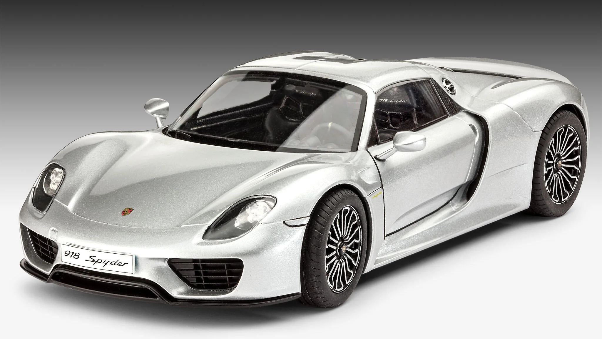 07026 Porsche 918 Spyder Model Kit