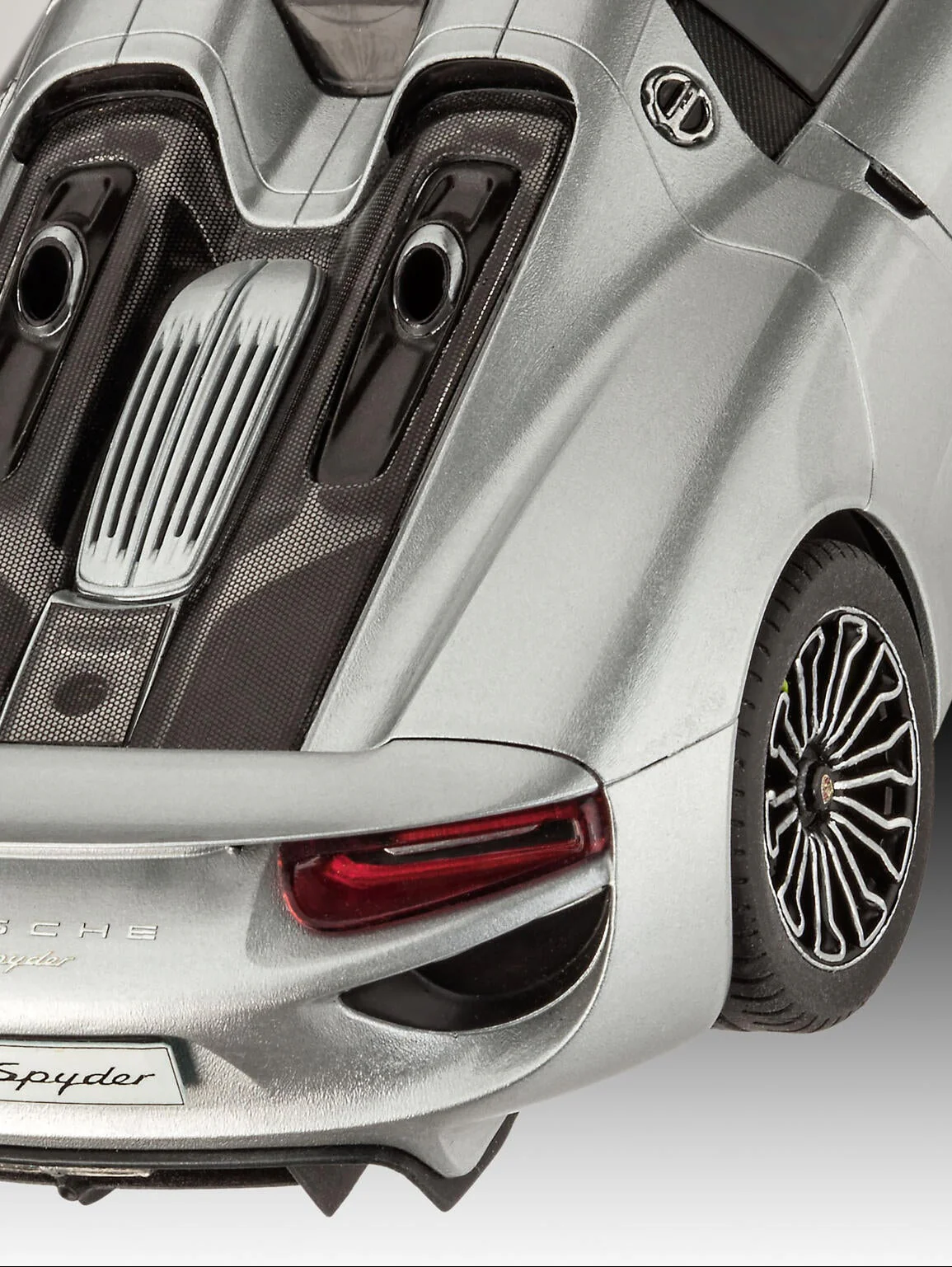 07026 Porsche 918 Spyder Model Kit - Image 3
