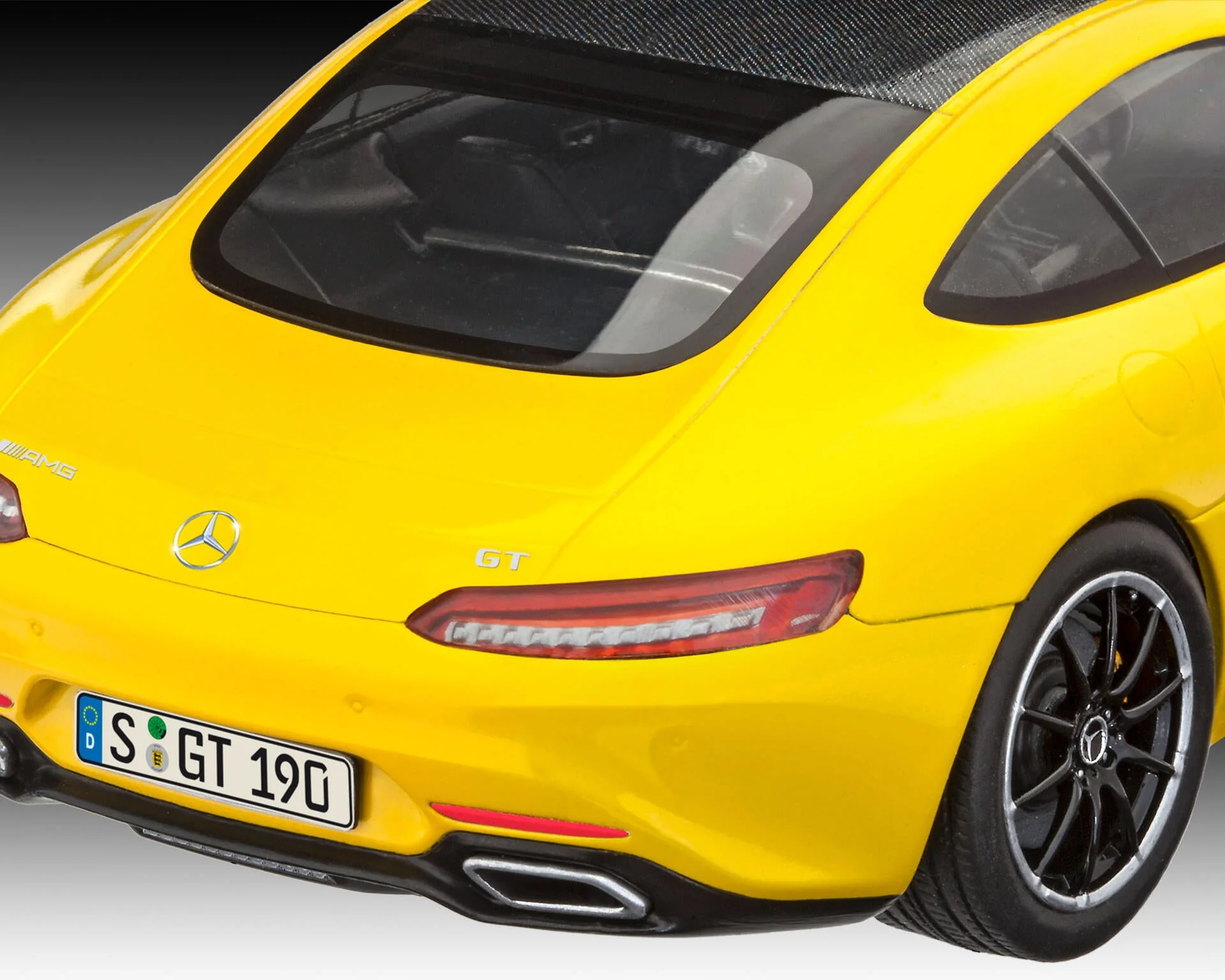 07028 Mercedes-AMG GT Model Kit - Image 2