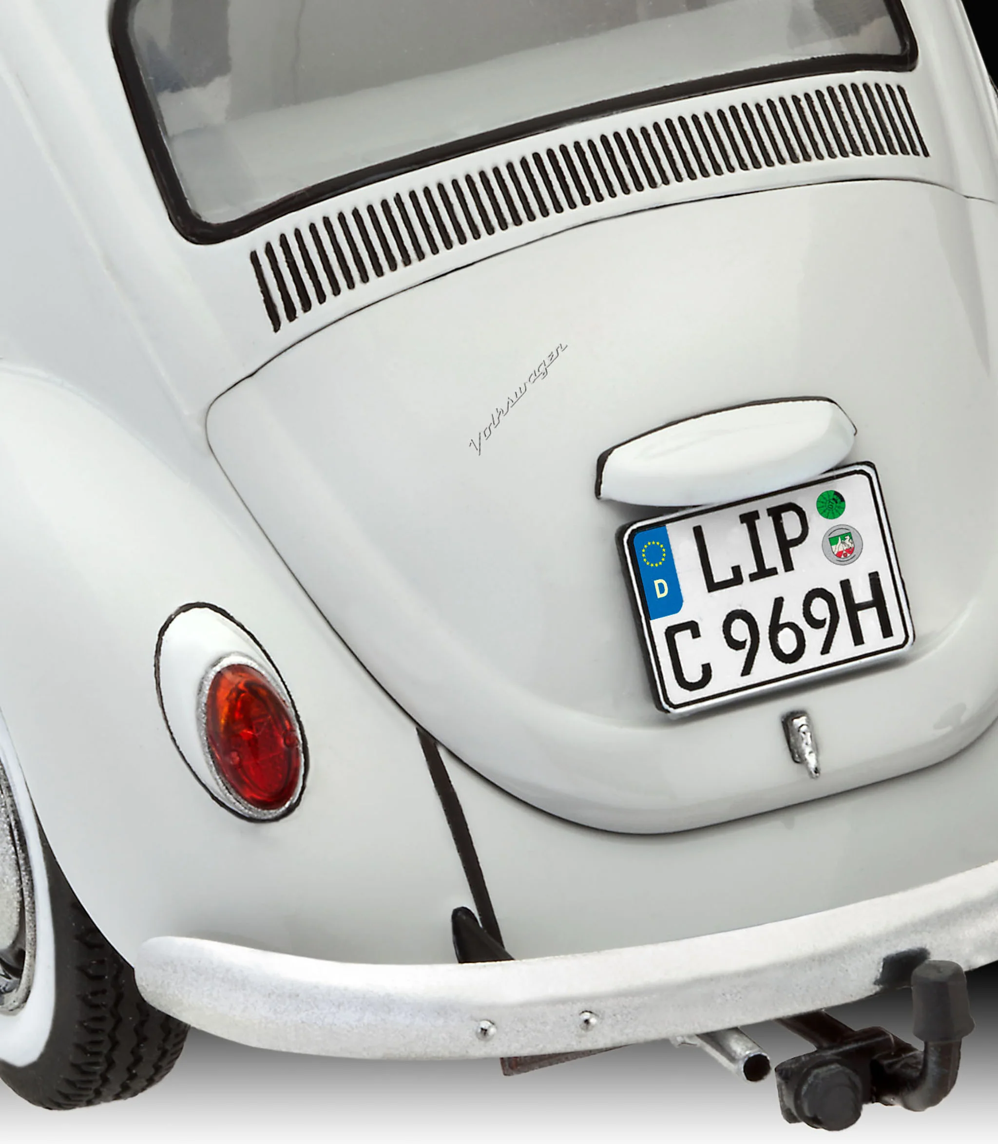 07083 Volkswagen Beetle Limousine 1968 (1:24 Scale) Model Kit - Image 2