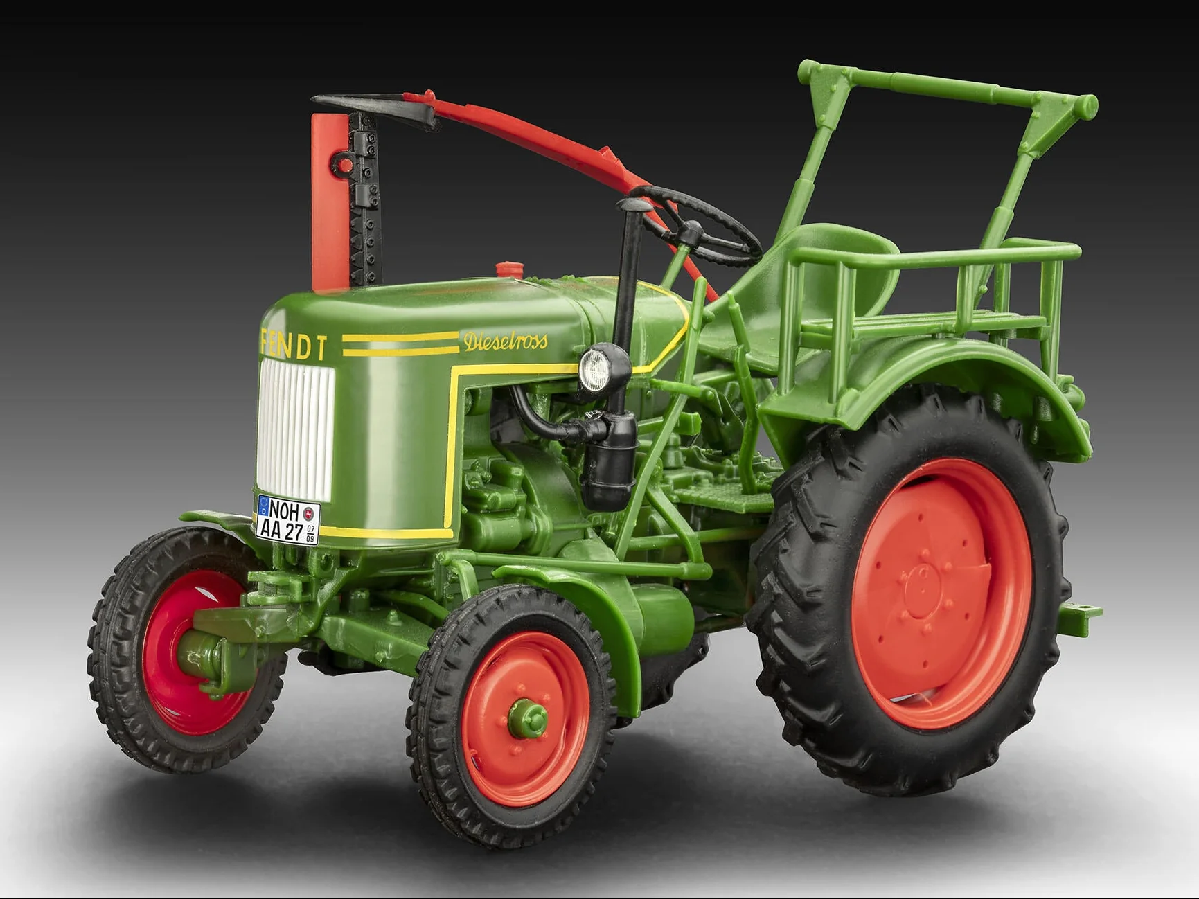 07828 Fendt F20 Dieselroß Tractor (Click System) Model Kit - Image 2