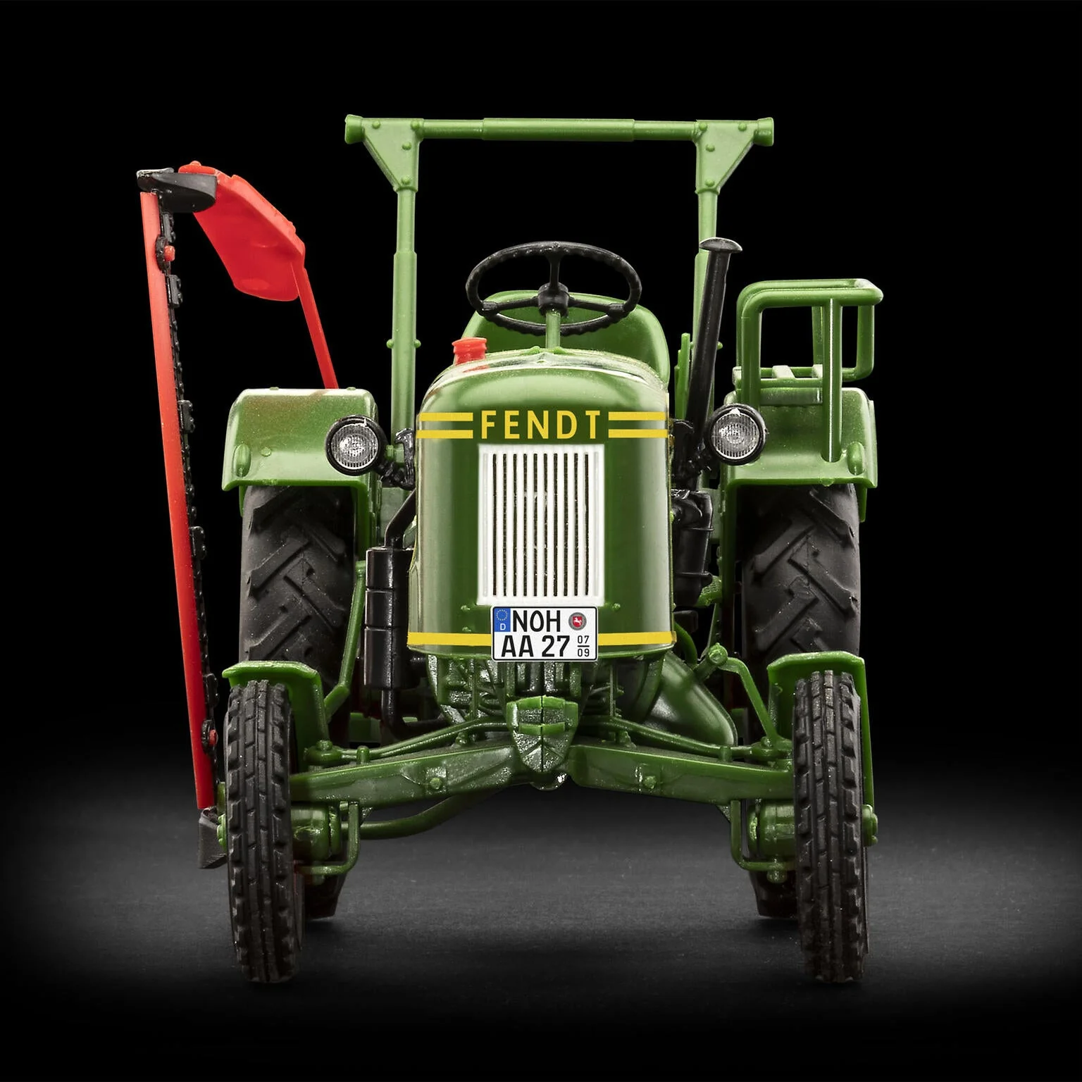 07828 Fendt F20 Dieselroß Tractor (Click System) Model Kit - Image 3