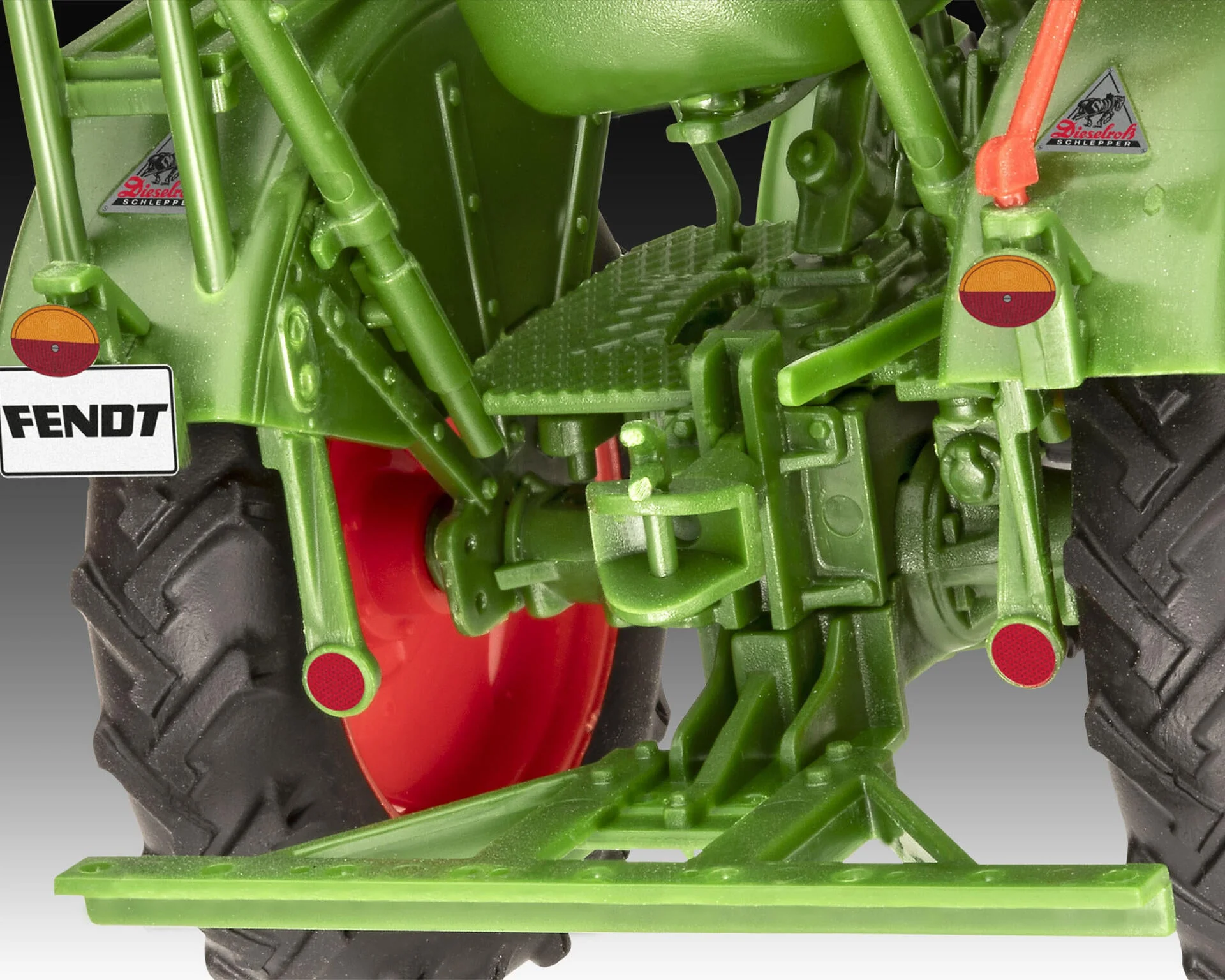07828 Fendt F20 Dieselroß Tractor (Click System) Model Kit - Image 6