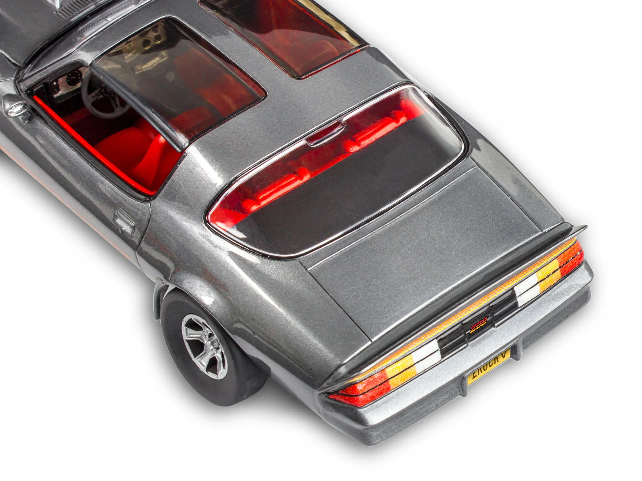 14526 1981 Chevy Camaro Z28 Model Kit - Image 6
