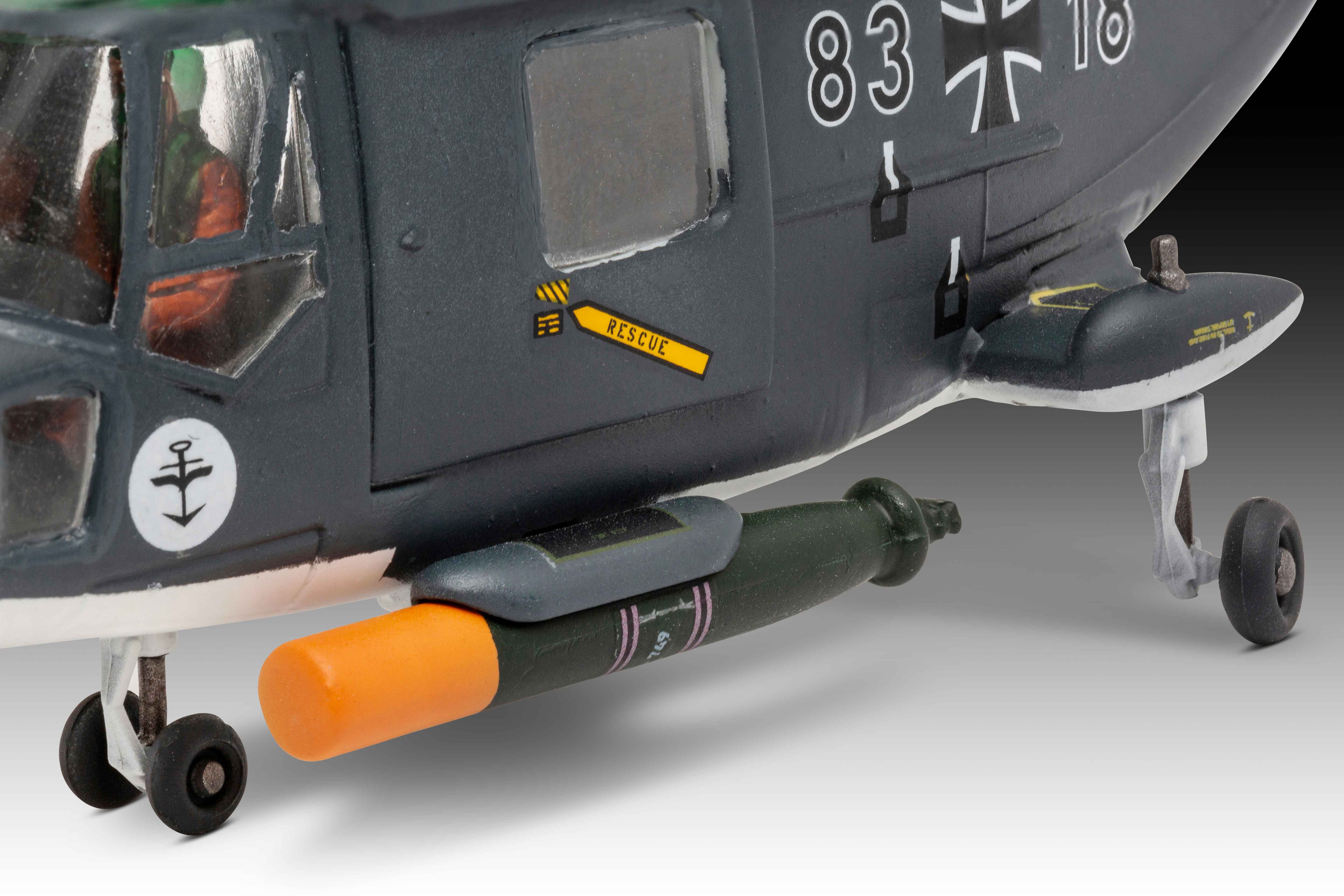 63805 Model Set Westland Lynx Model Kit - Image 5