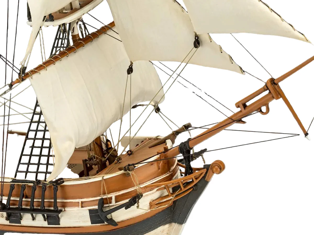 65458 Model Set HMS Beagle Model Kit - Image 3