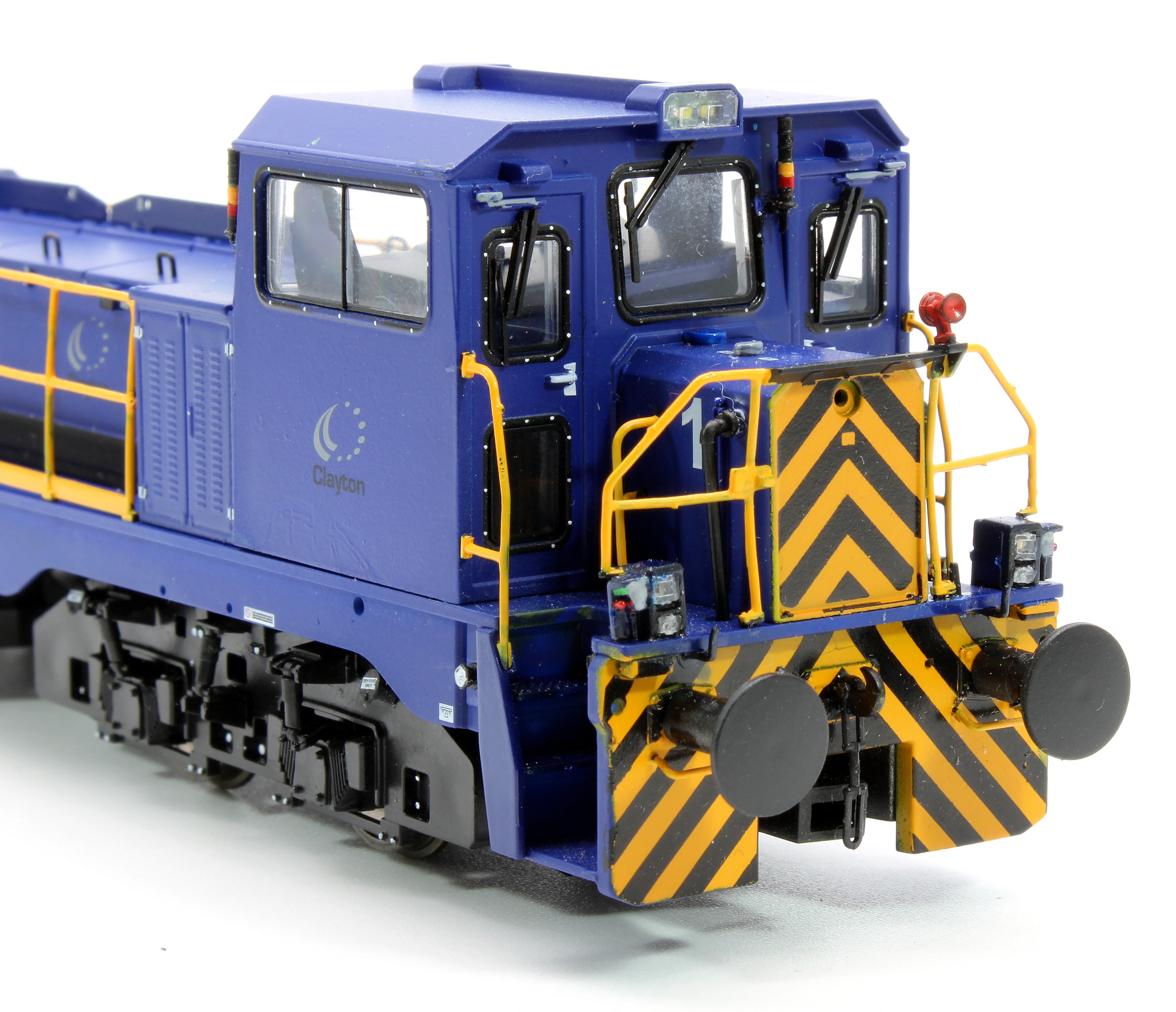 RT-CBD80-SE-A Clayton Class 18 / CBD80 Sellafield Ltd Hybrid Battery Diesel Locomotive No.1 (Version A) - Image 8