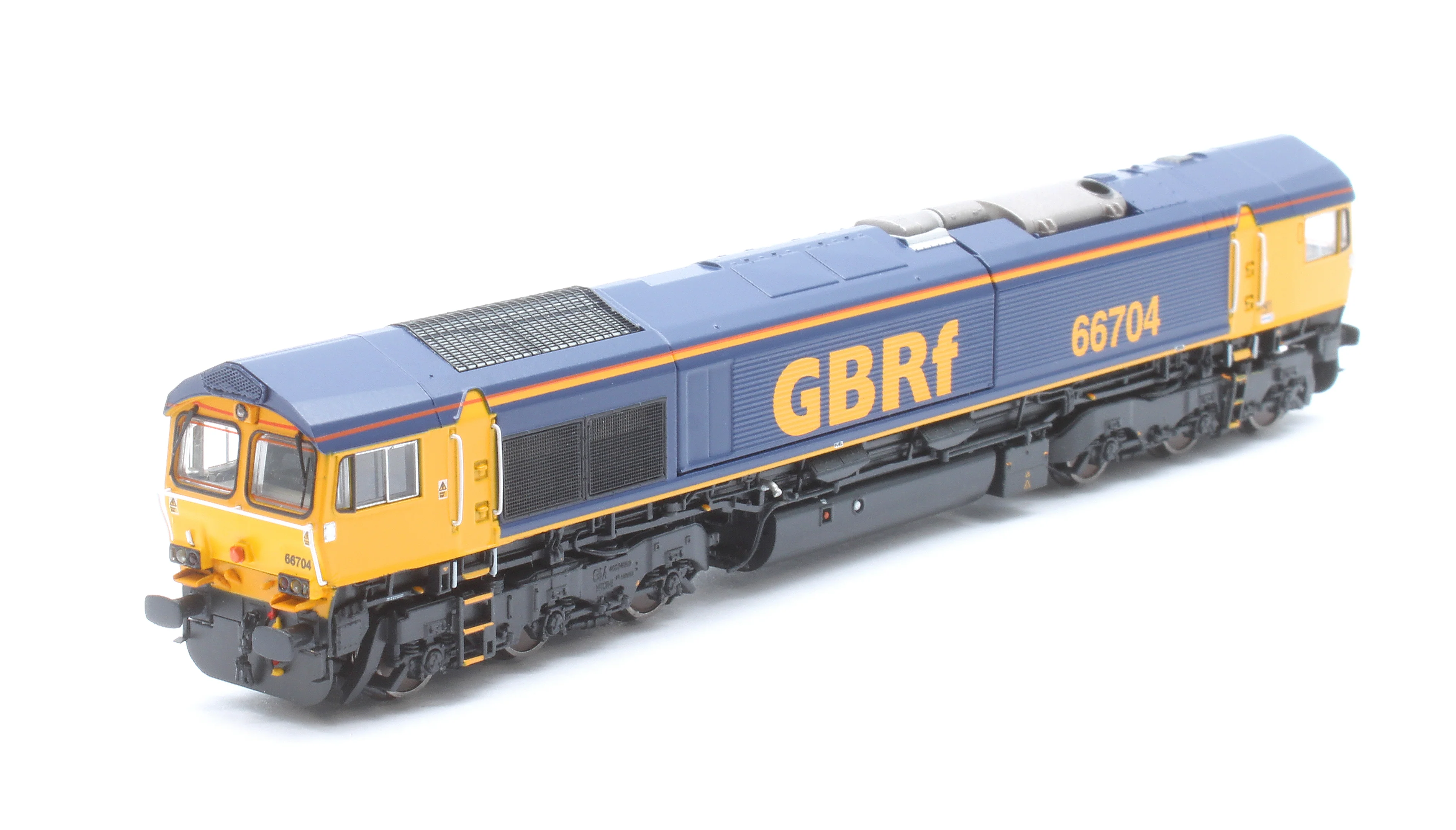 RT-N66-GBO-704 Class 66 66704 GBRf Original Livery Diesel Locomotive - Image 7