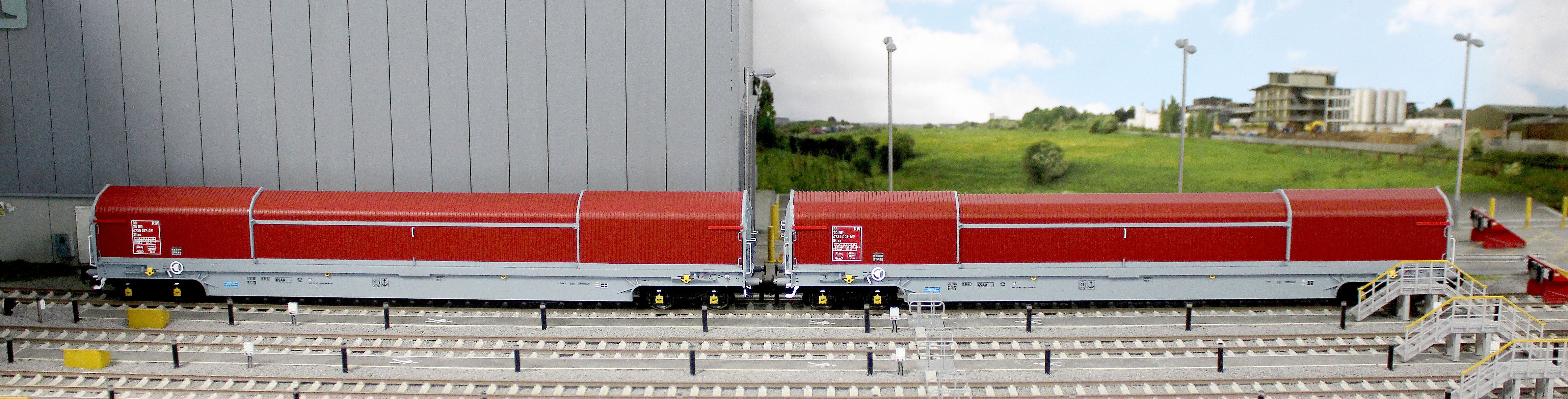 RT-OO-KSA-201C KSA ‘Rover Cube’ Wagons Original Maroon & Grey Livery No. 33 70 4739 044-4 and 059-2 - Twin Pack - Image 10