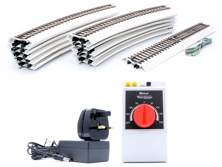 5100003 Christmas Starter Narrow Gauge Train Set - Image 11