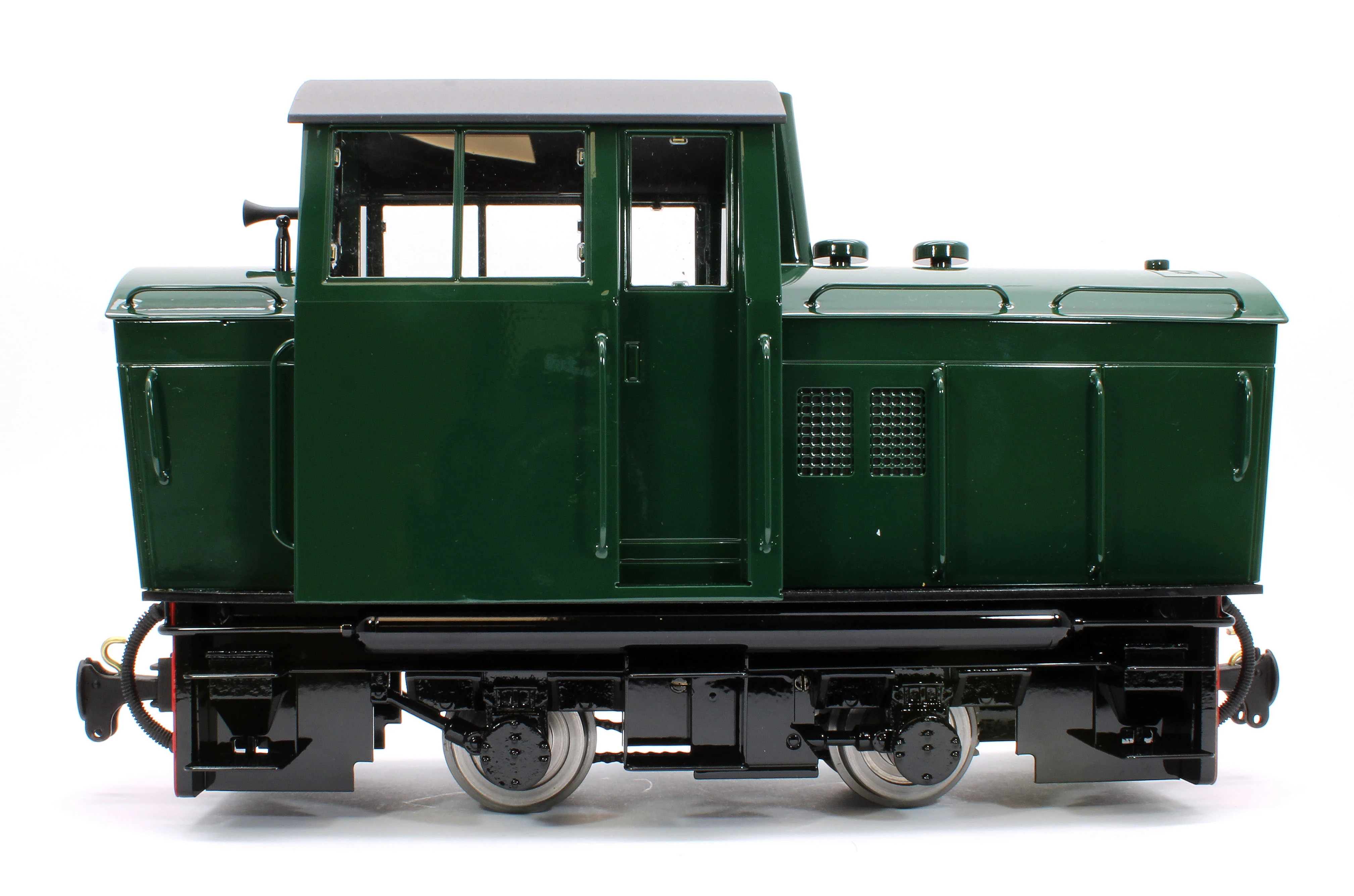 CNW 0-4-0 'Conway Castle' Deep Brunswick Green (Radio Control, Insulated Wheels) Diesel Locomotive - Image 5