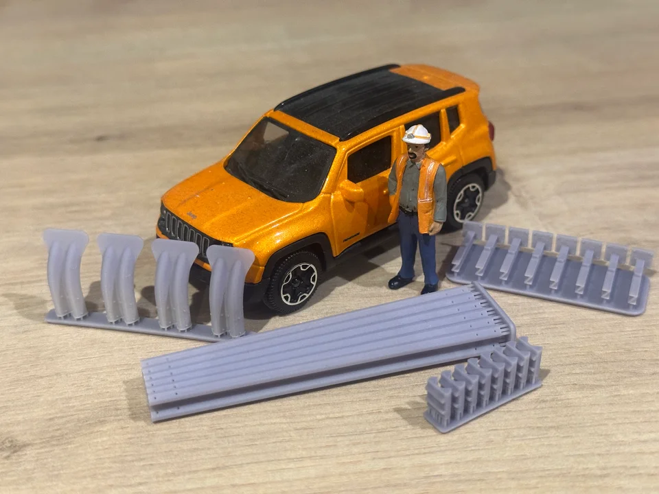 RRM136 O Gauge Crash Barriers (48cm) (Single Pack) - Unpainted Model Kit - Image 3