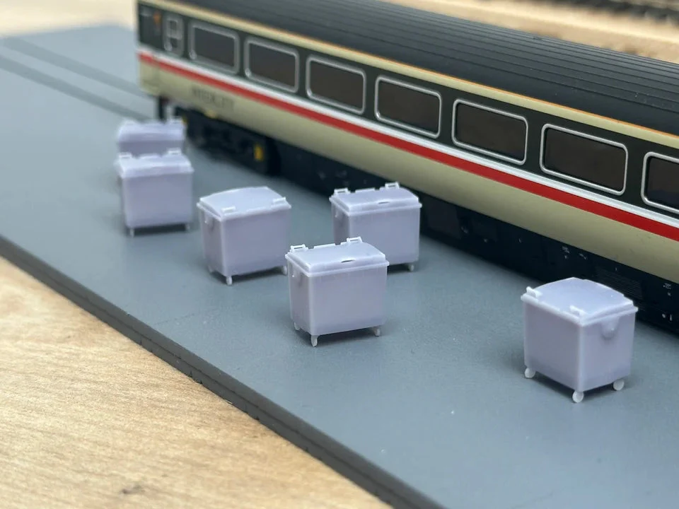 RRM163 TT:120 Gauge Large Bins (Pack of 6) - Unpainted Model Kit - Image 2