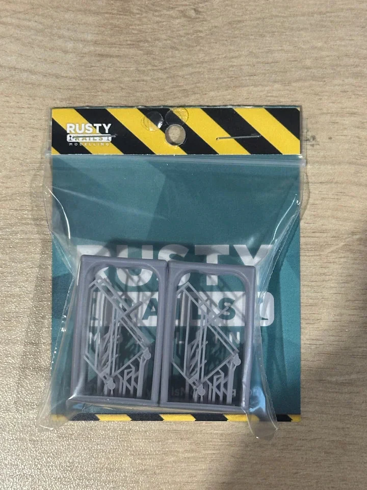 RRM164 OO Gauge Portable Steps (Pack of 2) - Unpainted Model Kit - Image 4