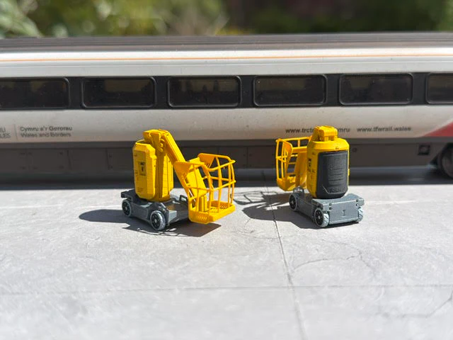 RRM177 Mini Cherry Picker (Single Kit Pack) - OO Gauge - Image 7