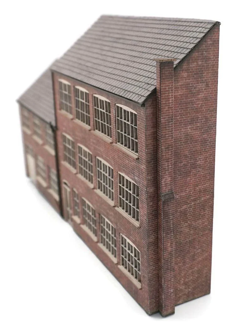 KX049 OO G.T.C. Engineering Works Model Kit - Image 5