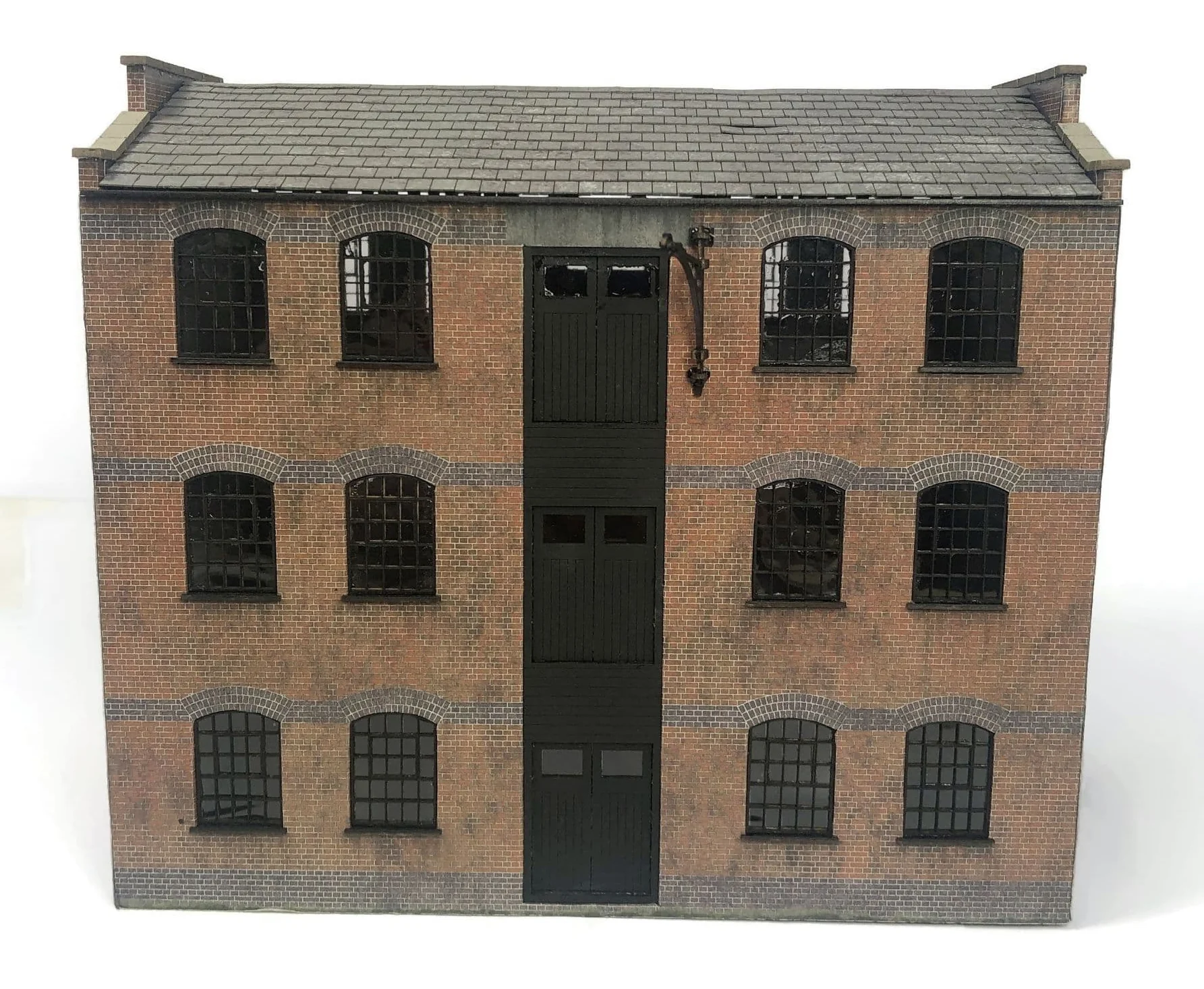 KX090 OO Robertson's Bonded Warehouse Model Kit - Image 6