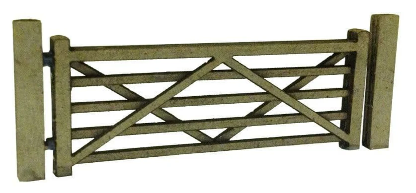 LX001 OO/HO Five Bar Gates Model Kit (x3)