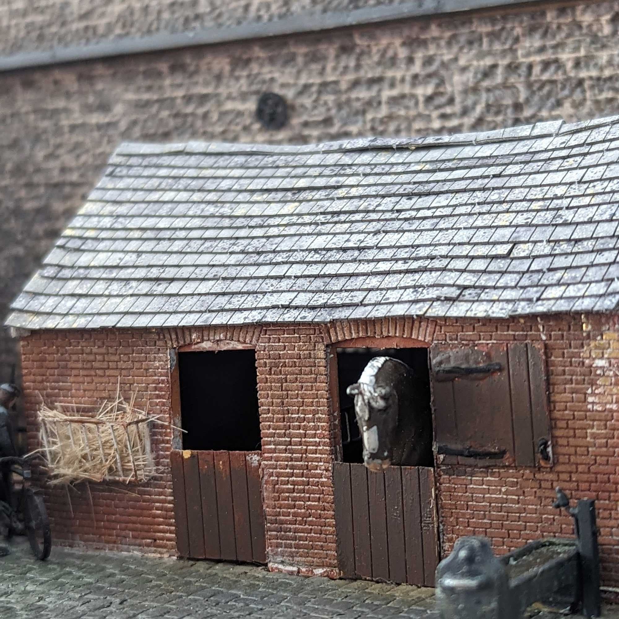 LX410 OO/HO Pre-Weathered Laser Cut Roof Slates Model Kit - Image 2
