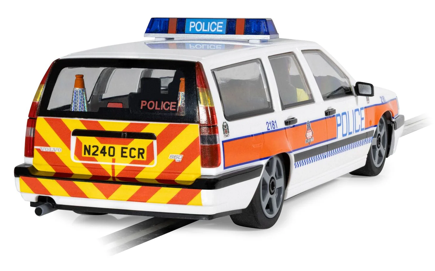 C4627 Volvo 850 Estate - Police Edition - Image 4