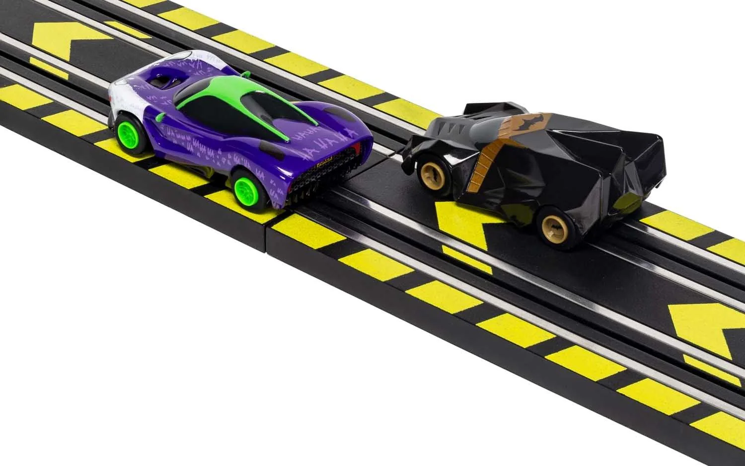 G1155M Micro Scalextric Batman vs Joker Set Battery Powered Race Set - Image 4