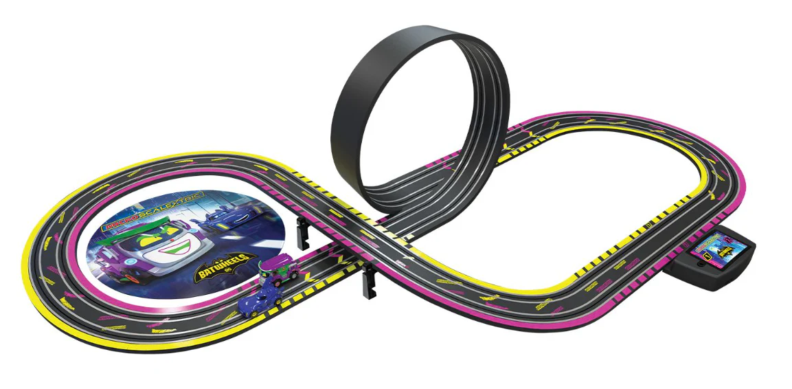 G1186M Micro Scalextric Batwheels Bam vs Joker Battery Powered Race Set - Image 2
