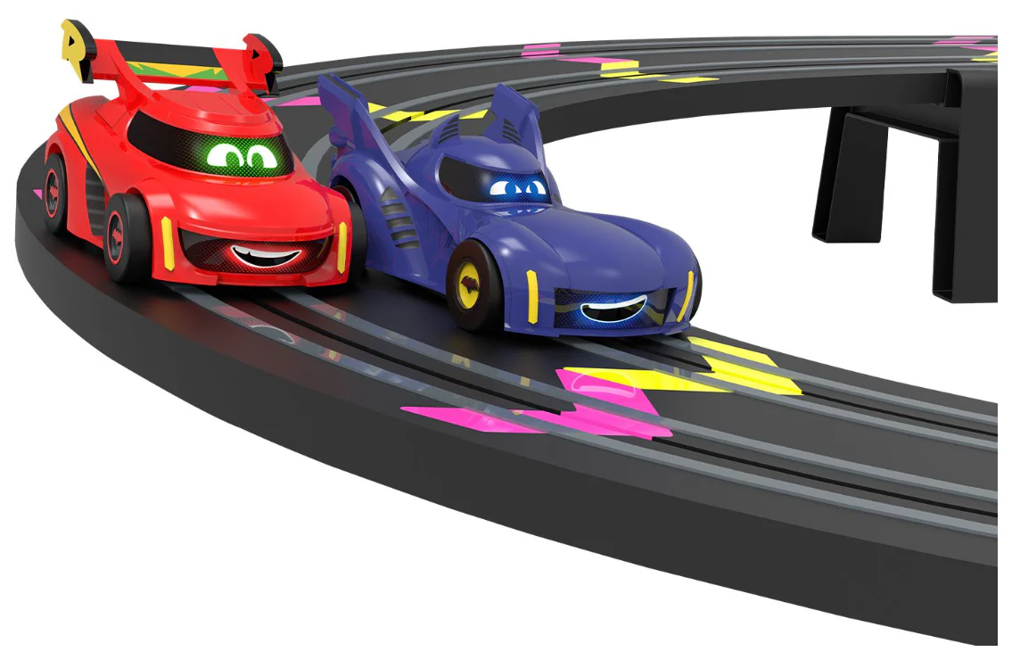 G1185M My First Scalextric Batwheels Batman vs Robin Battery Powered Race Set - Image 8