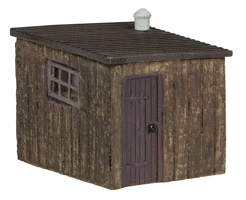 42-0031 Wooden Lamp Hut