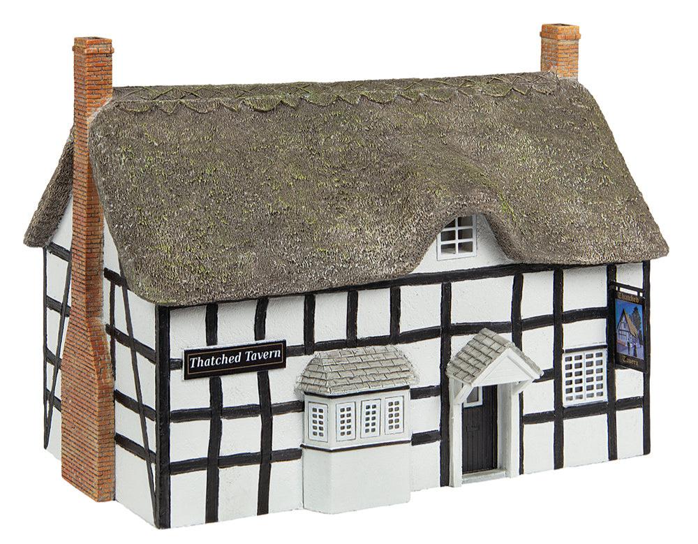 44-1002W Thatched Tavern Black & White