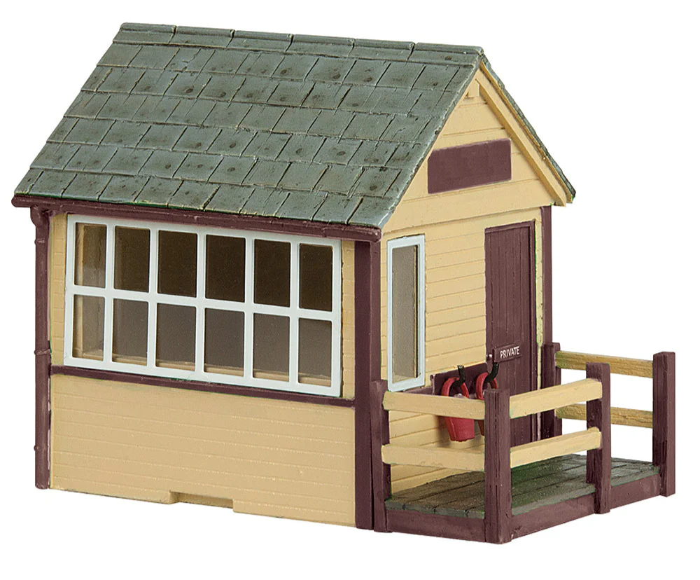 44-1015A Narrow Gauge (OO9) Signal Cabin Brown