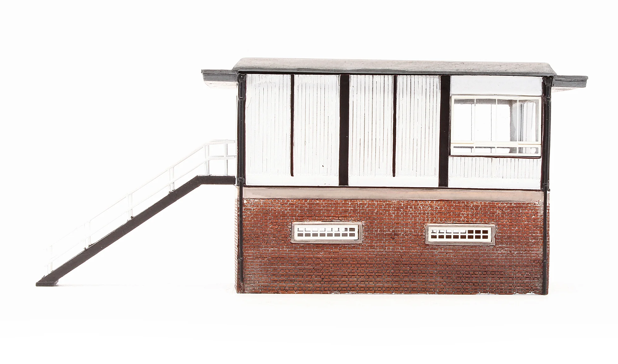 Pre-Owned 44-133 BR Type 15 Signal Box - Image 3