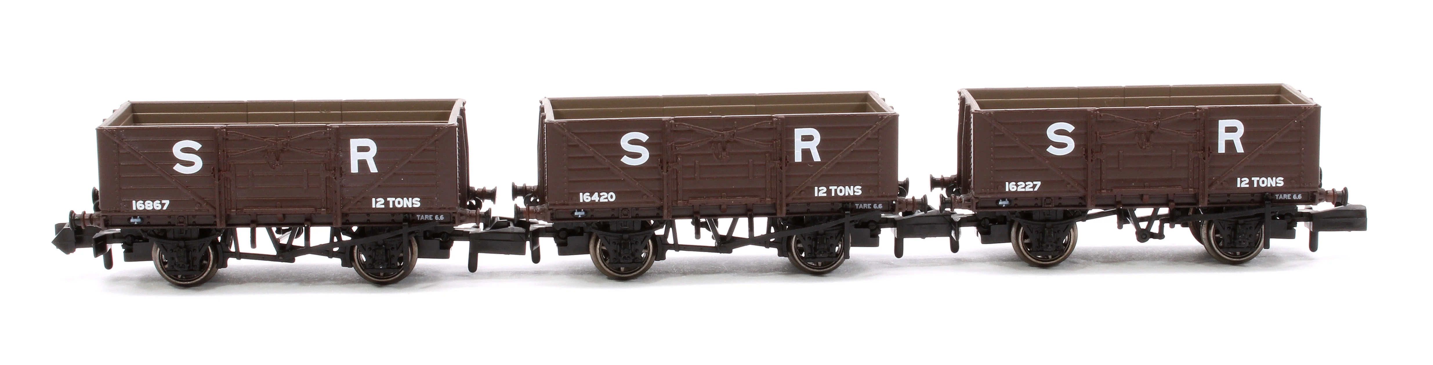 942007 SECR Wagons Pack 3 - SR pre-36 Livery 7 Planks (Dia.1355) - Image 2