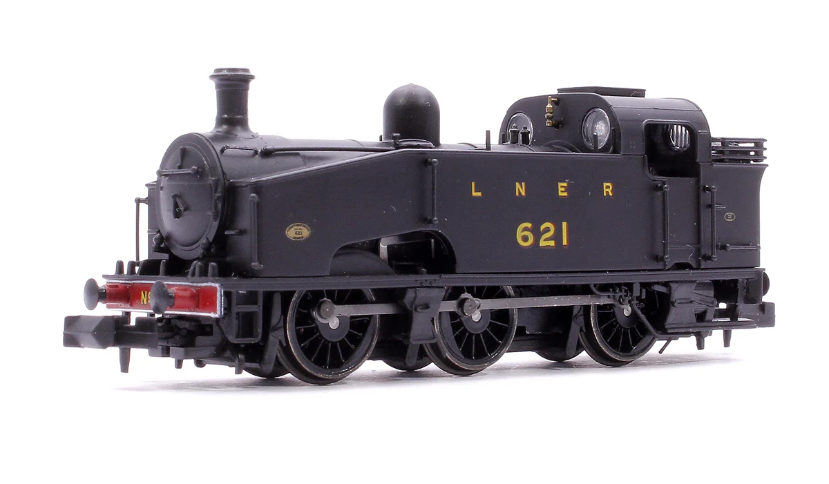 S2102-02 Class J50 LNER Black (Unlined) 0-6-0 Tank Locomotive No.621