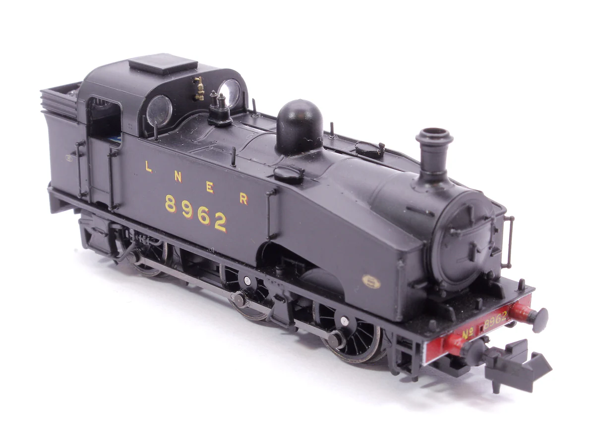 S2102-04 Class J50 LNER Black (Unlined) 0-6-0 Tank Locomotive No.8962 - Image 11