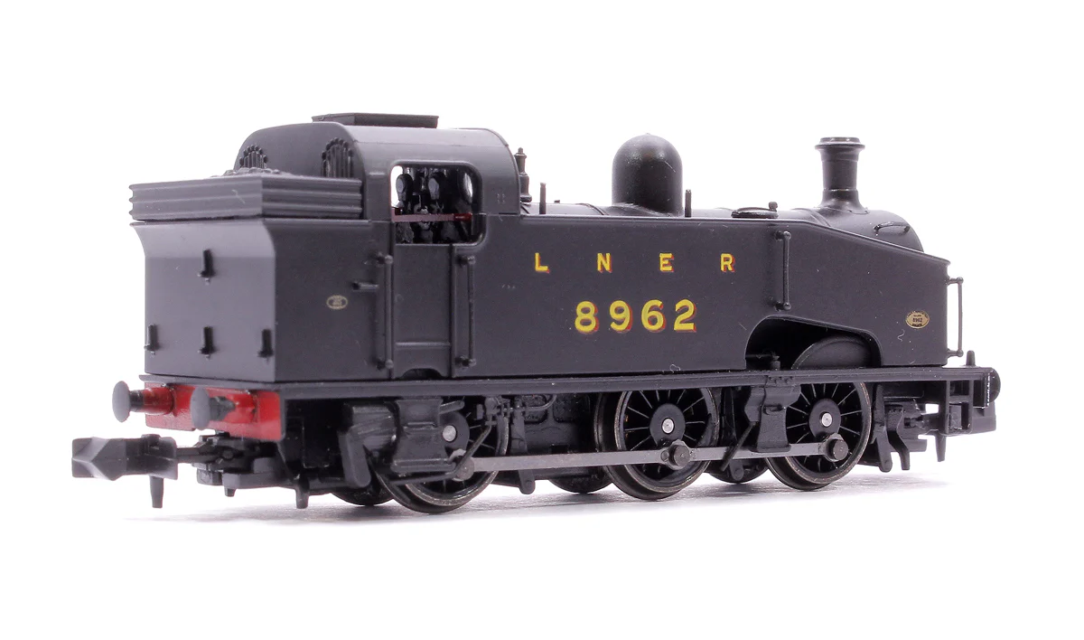 S2102-04 Class J50 LNER Black (Unlined) 0-6-0 Tank Locomotive No.8962 - Image 3