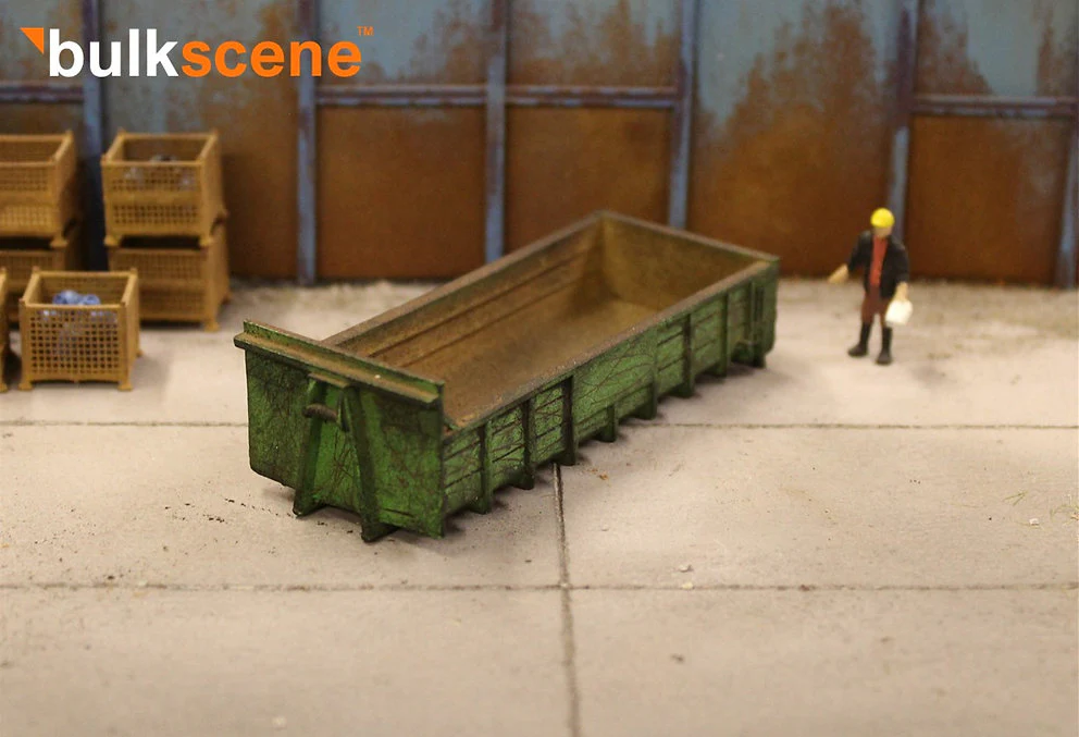 BSSLGHLS Super Low Hook Lift Skip Roll on Roll off - Green