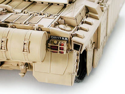 35274 1/35 Military Miniature Series No.274 CHALLENGER 2 (DESERTISED) Kit - Image 4