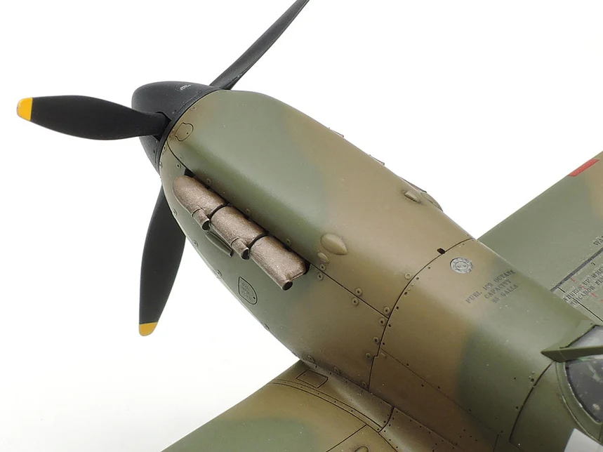 61119 1:48 Supermarine Spitfire MK1 Kit - Image 4