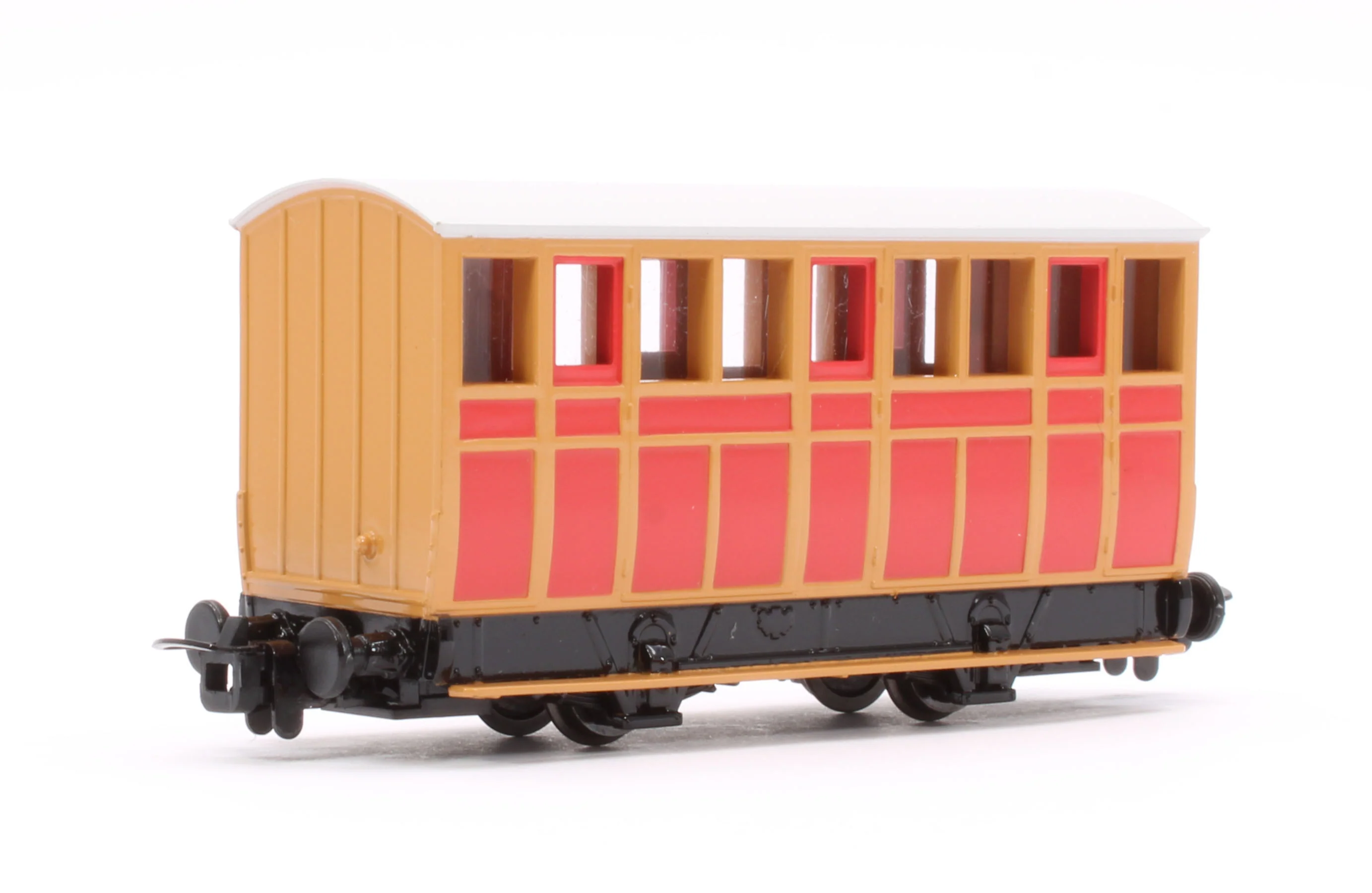 77205 Thomas and Friends Narrow Gauge Red Carriage - Image 3