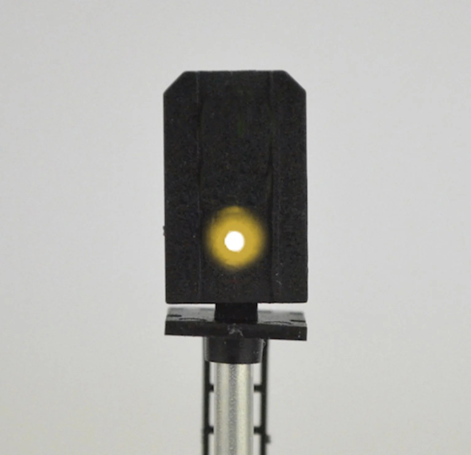 TTDS10T DCC Signal (Theatre Indicator) Multi 4 Aspect - Image 3