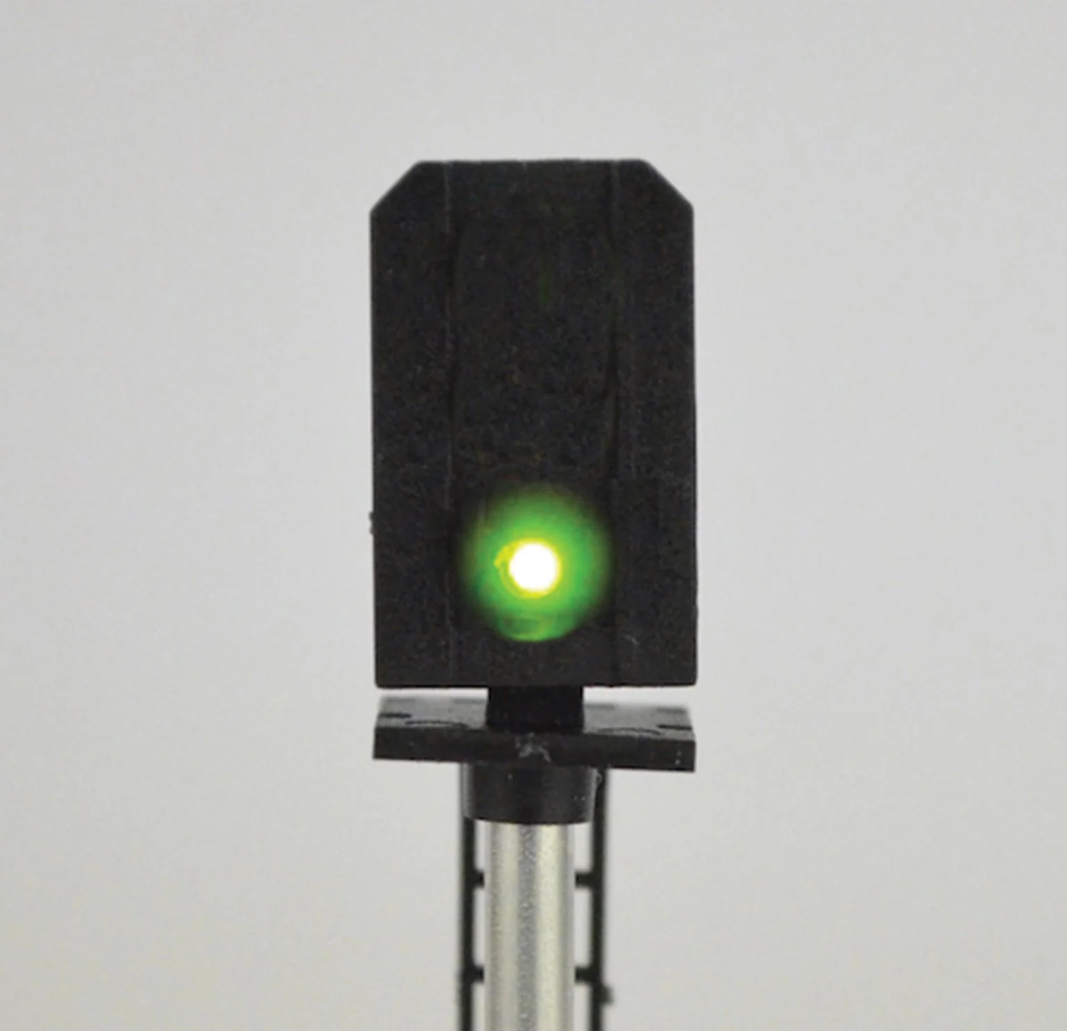TTDS10T DCC Signal (Theatre Indicator) Multi 4 Aspect - Image 4