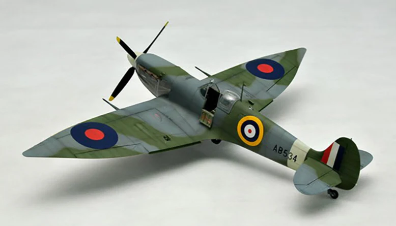PKTM02413 Spitfire Mk VI Model Kit - Image 7