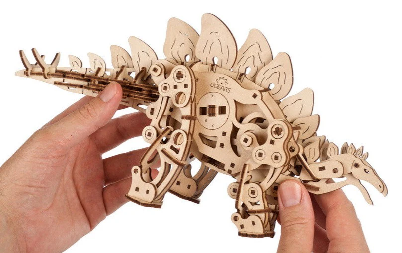 UG70222 Stegosaurus Mechanical Model Kit - Image 7