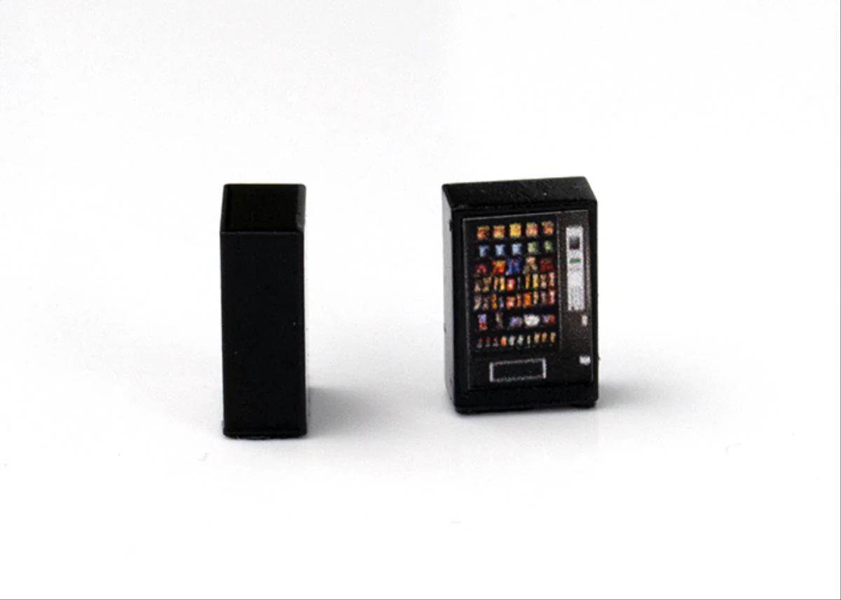 GMKD90 Vending Machines 2pcs (Pre-Built) - N Gauge