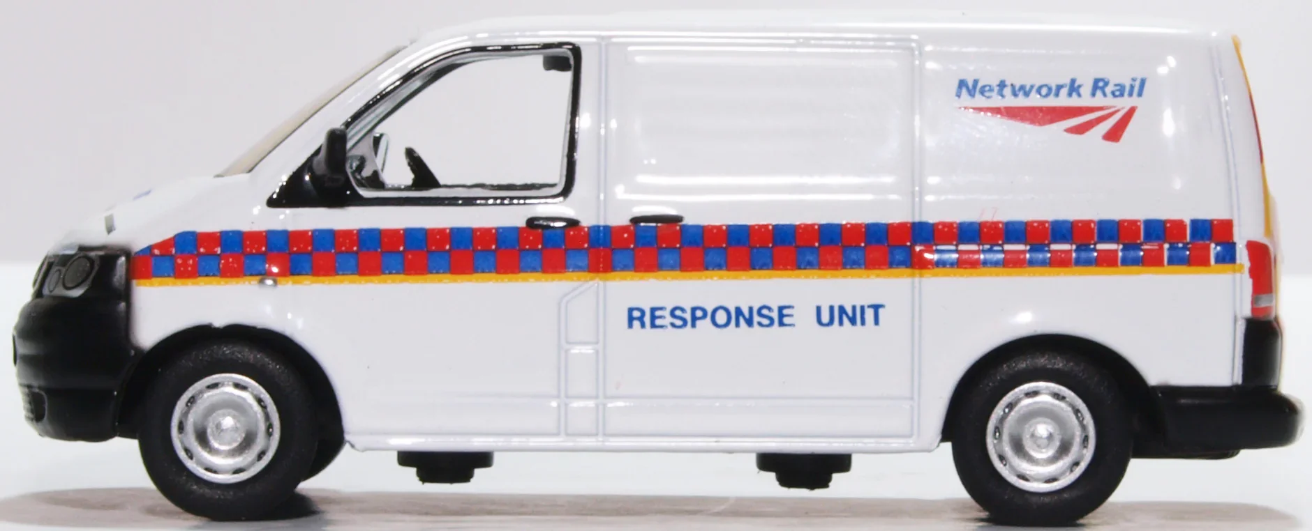 76T5V004 VW T5 Van Network Rail - Image 3