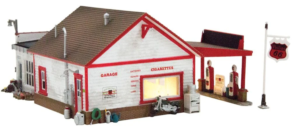 WBR4922 Woodland Scenics - N Gauge Buildings - Fill'er Up And Fix'er - Image 4