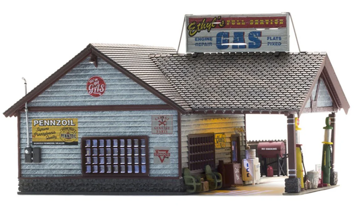 WBR4935 BR4935 Woodland Scenics - N Gauge Buildings - Ethyl's Gas & Service - Image 3