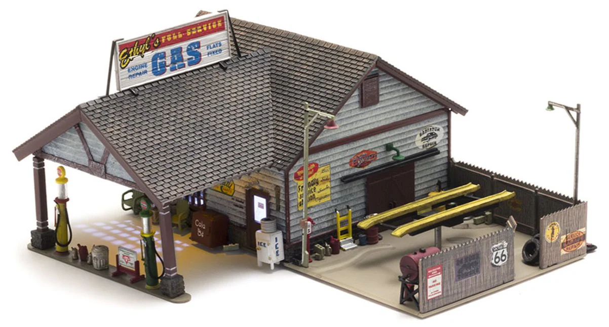 WBR4935 BR4935 Woodland Scenics - N Gauge Buildings - Ethyl's Gas & Service - Image 4