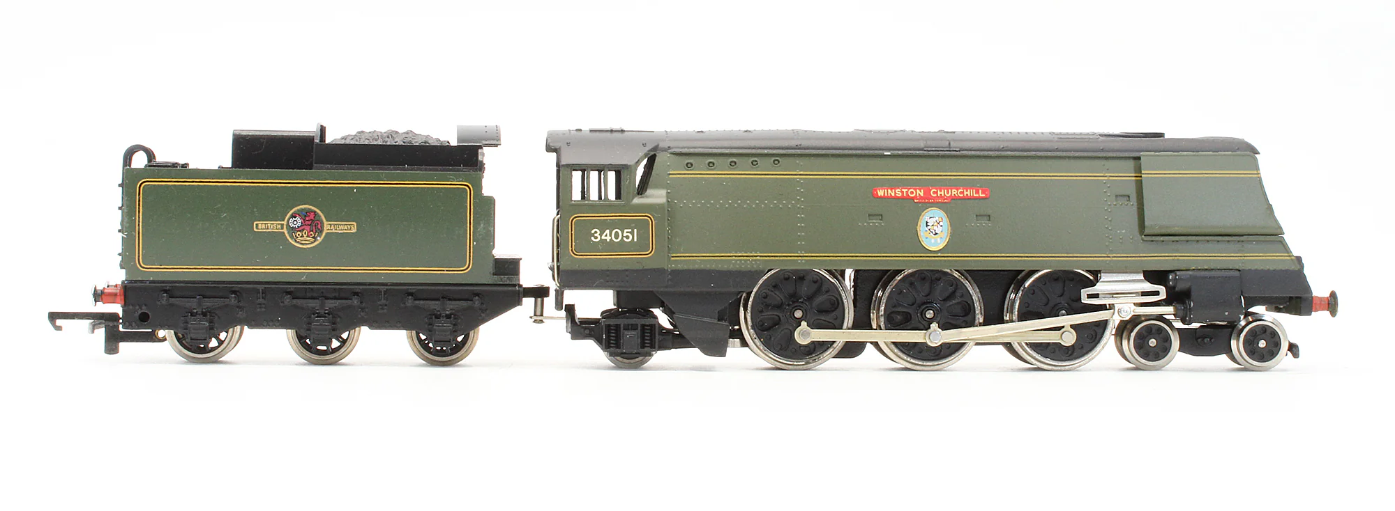 W2265 Pre-Owned BR Green 4-6-2 Streamlined Battle Of Britain Class 'Winston Churchill' 34051 Steam Locomotive - Image 2